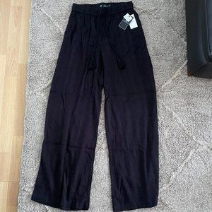 Women's Volcom Pants Size XS